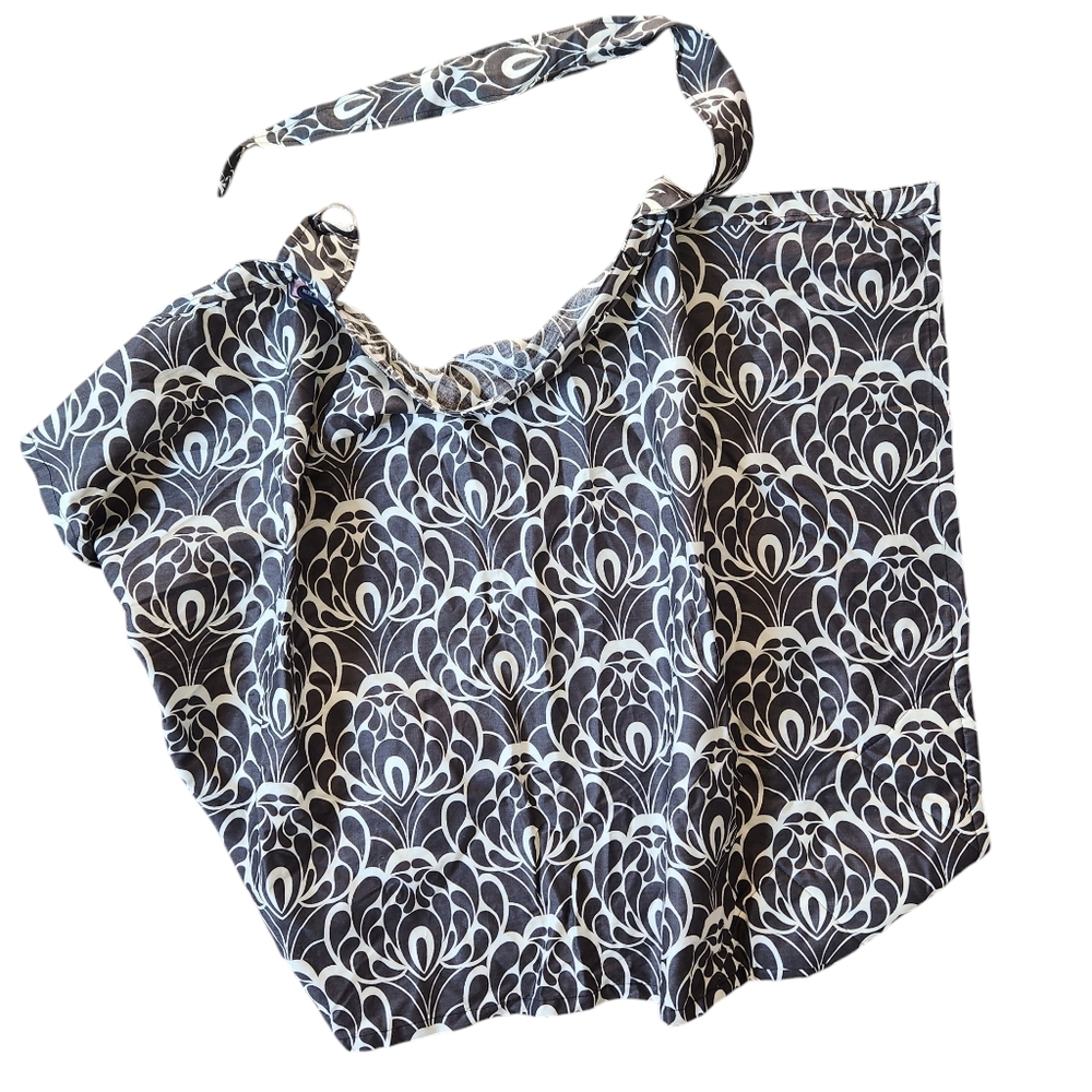 Bebe au Lait Cotton Nursing Cover with Open Neckline One Size